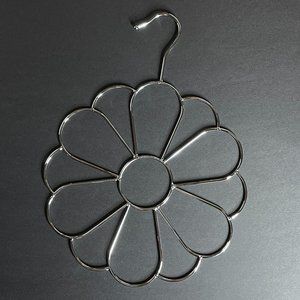 Flower Scarf Hanger (Metal)